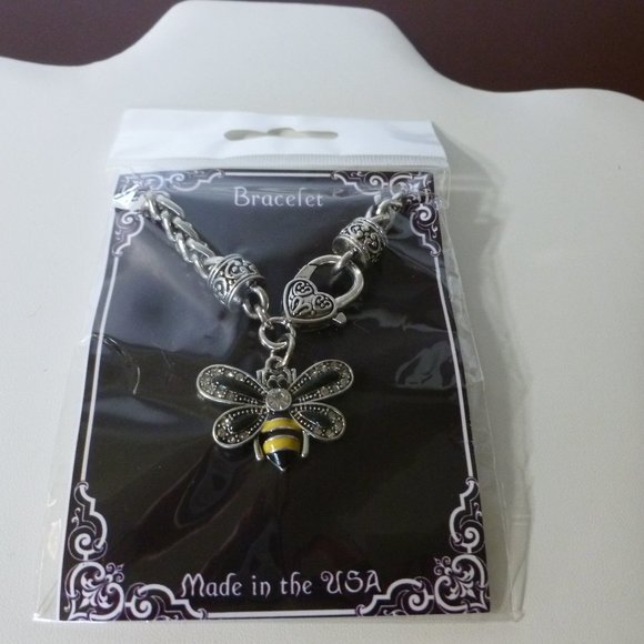 Silvertone Bee Bracelet NIP - Picture 1 of 9
